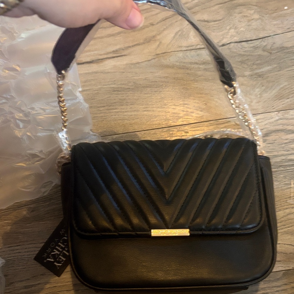 NWT Black Badgley Mischka Quilted Shoulder Bag with Gold Hardware Rare Design